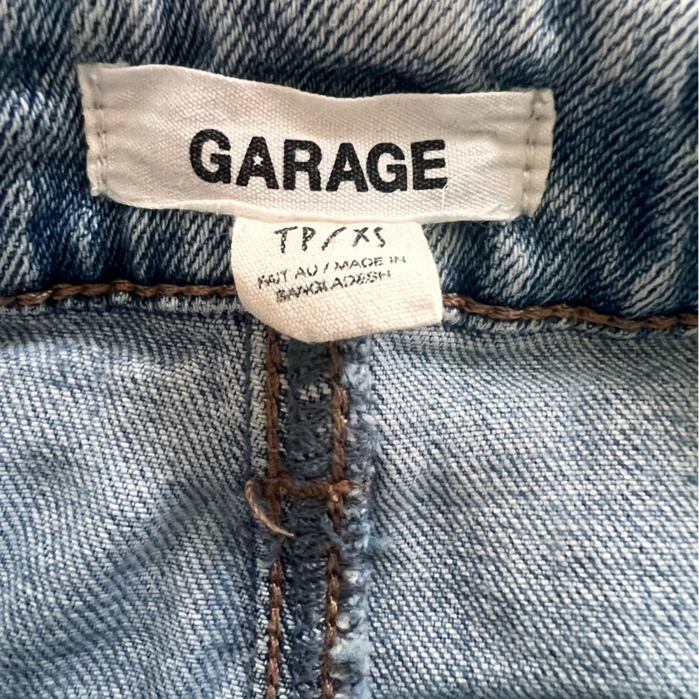 Garage Women’s Denim Distressed Mini Skirt xs - Picture 3 of 6